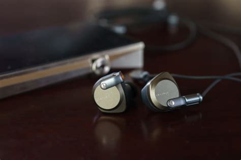sonion|度肝を抜かれる低音とクリアな高音、注目の国産イヤフォン .